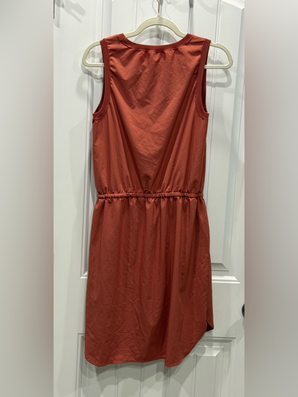 Athleta Women’s Size SM Orange Athletic Dress w/ Cinch Waist & Pockets EUC - Picture 3 of 4